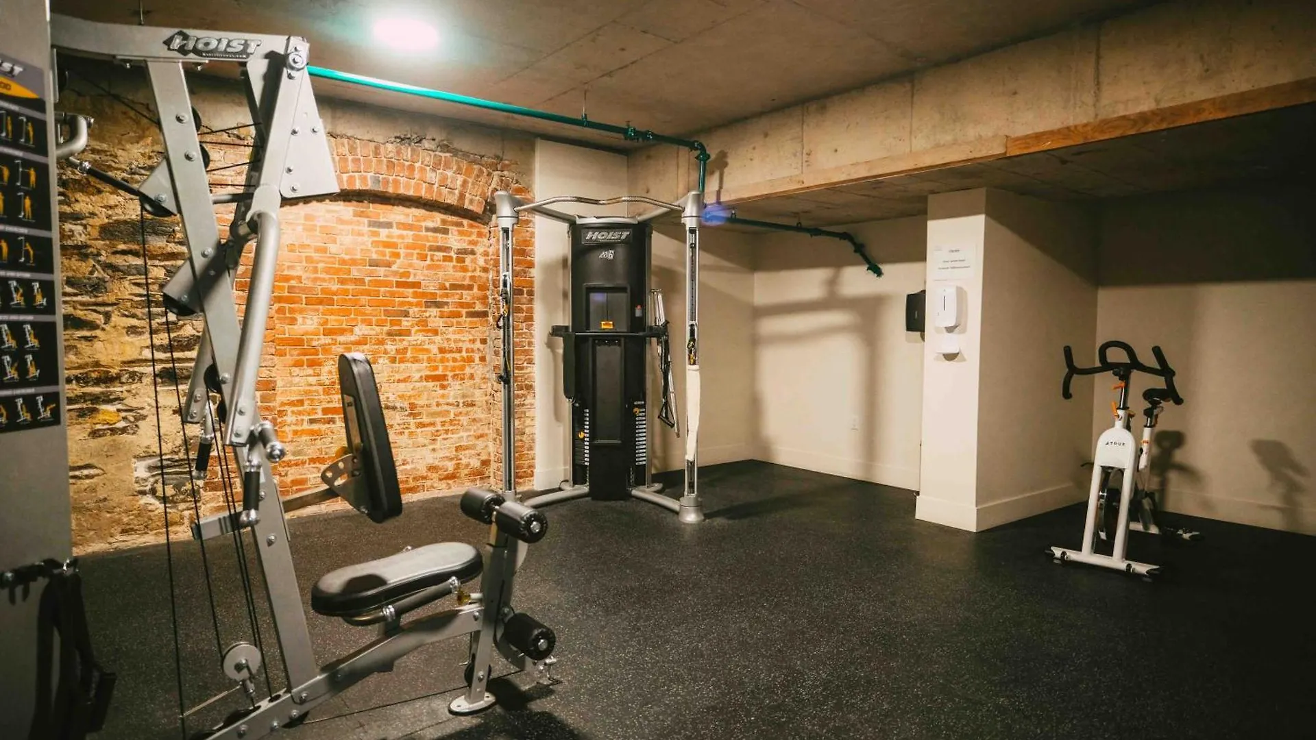 哈利法克斯New Pause Penthouse Lofts - Downtown - Free Parking公寓 哈利法克斯